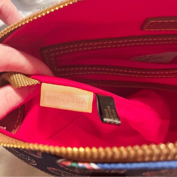 Dooney & Bourke Womens Florida Gators Coated Canvas Convertible Handbag Purse - Picture 10 of 16